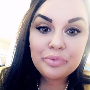 Meet your Posher, Misty